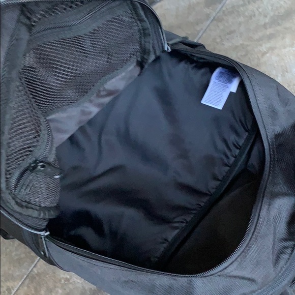 VANS ESSENTIAL BACKPACK - Picture 14 of 16